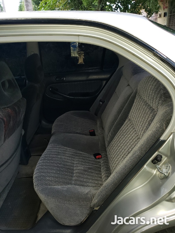 Honda Civic 1,6L 1999-6