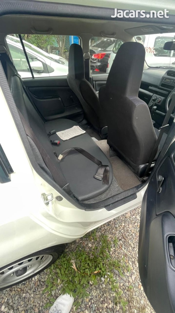 Toyota Succeed 1,5L 2016-6
