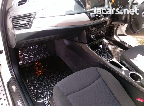 BMW X1 1,8L 2013-8