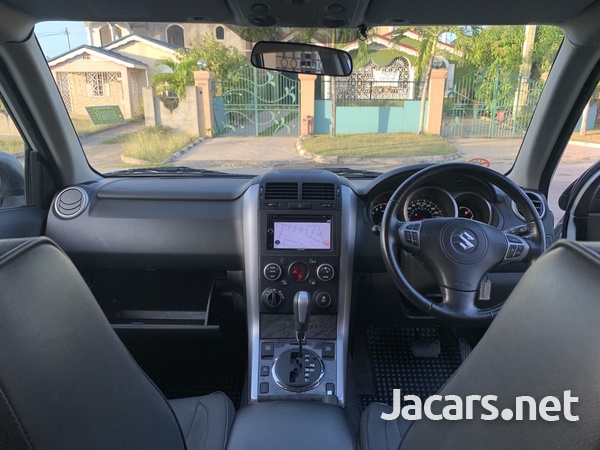 Suzuki Grand Vitara 3,5L 2019-7