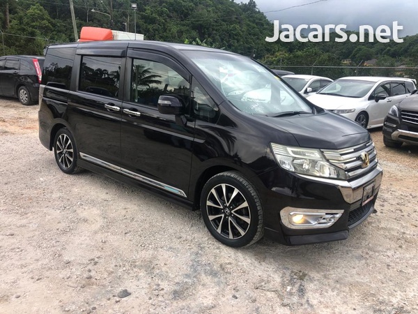 Honda Stepwgn Spada 2,0L 2013-2
