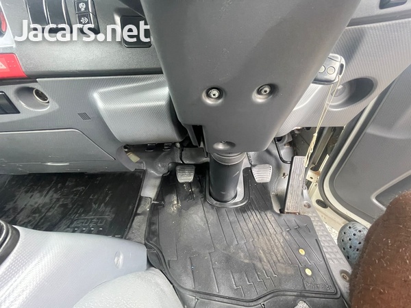 2012 Isuzu Elf Truck-8