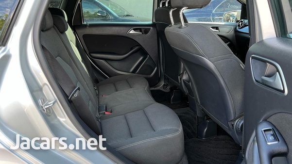 Mercedes-Benz B-Class 1,6L 2012-8