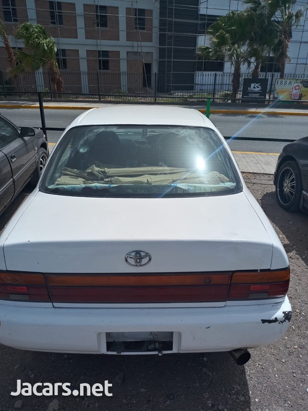 Toyota Corolla 1,5L 1995-4