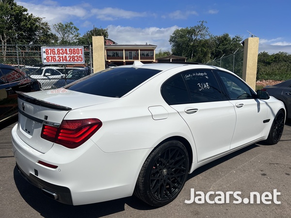 BMW 7-Series 3,0L 2014-4