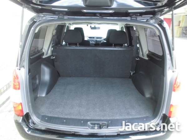 Toyota Probox 1,5L 2016-7