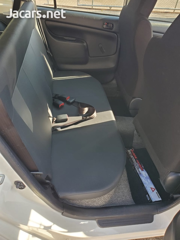 Toyota Probox 1,5L 2017-6