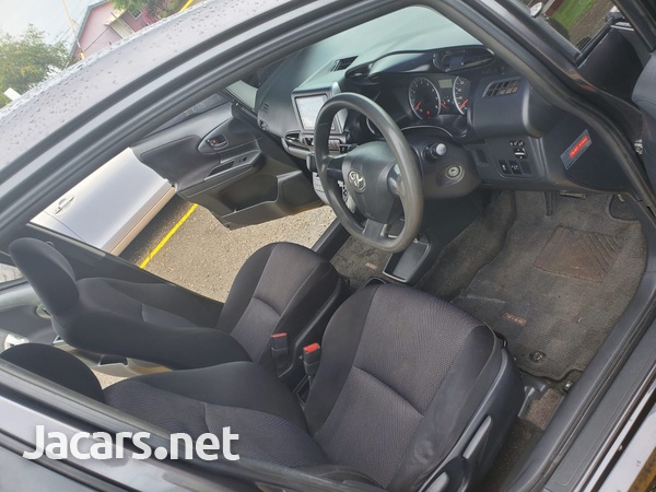 Toyota Wish 1,8L 2014-11