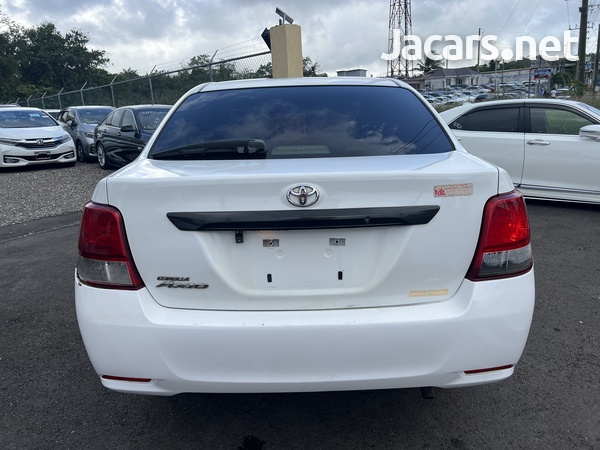 Toyota Axio 1,5L 2012-5
