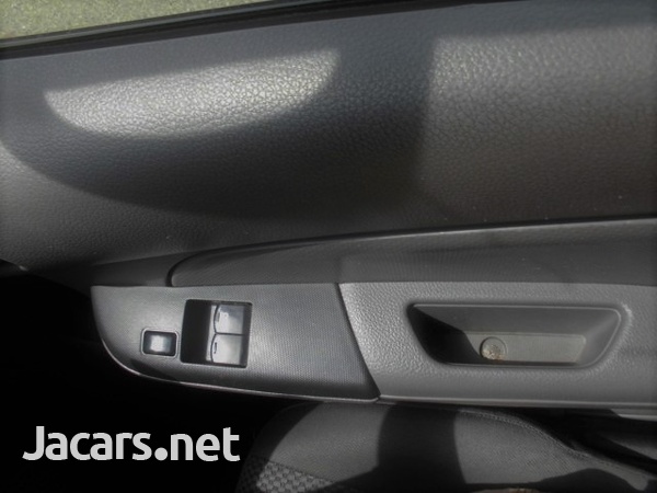 2017 NISSAN CARAVAN NV350 WINDOW VAN-8