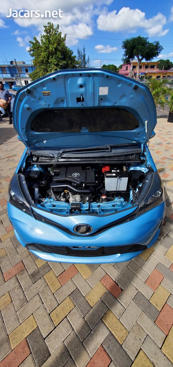 Toyota Vitz 1,0L 2017-8