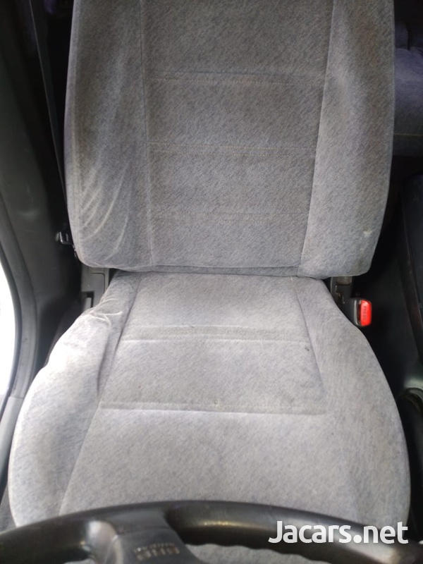 Nissan Primera 1,8L 2000-10