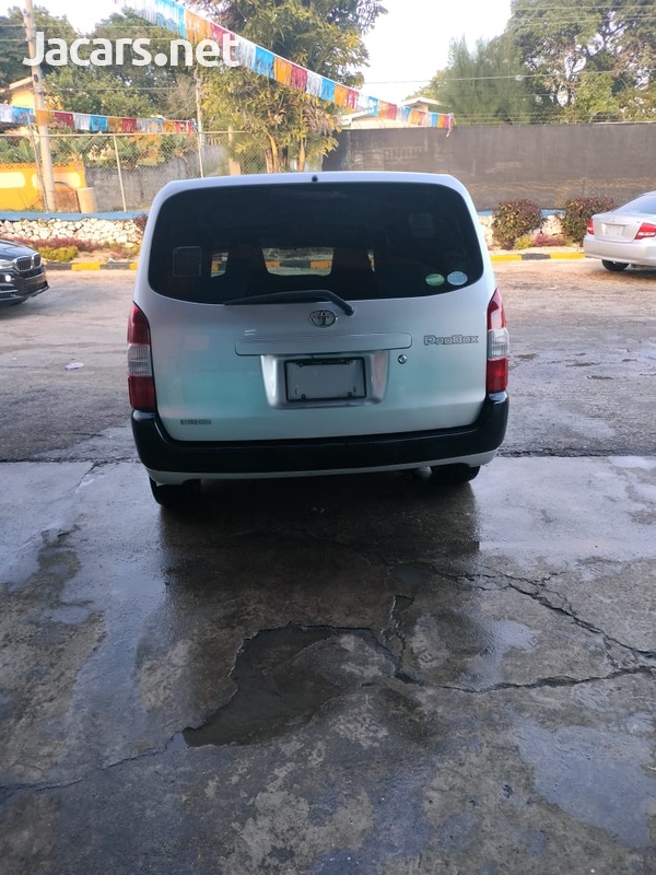 Toyota Probox 1,5L 2015-5