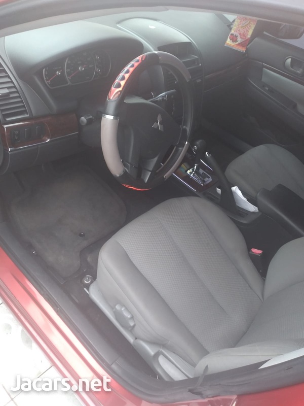 Mitsubishi Galant Fortis 2,4L 2009-6