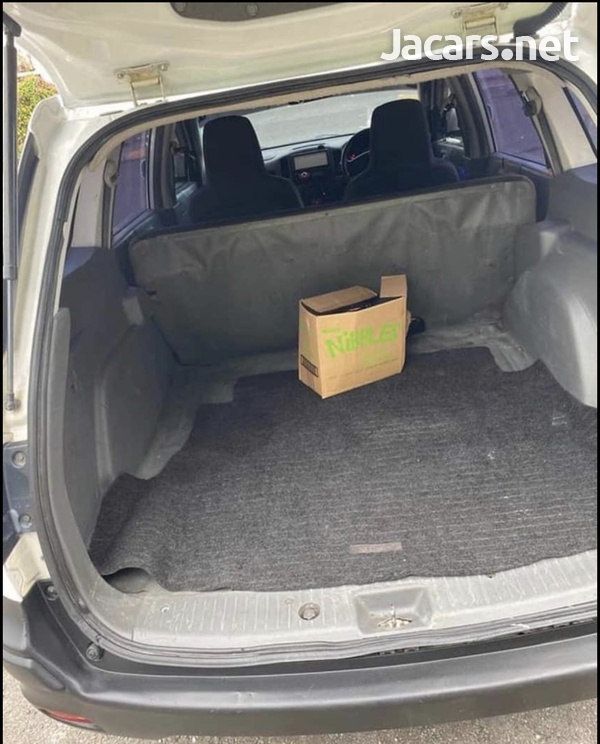 Nissan AD Wagon 1,8L 2011-6