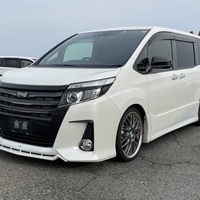 Toyota Noah 2,0L 2016 Toyota Noah 2,0L 2016