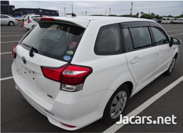 Toyota Fielder 1,6L 2016-5