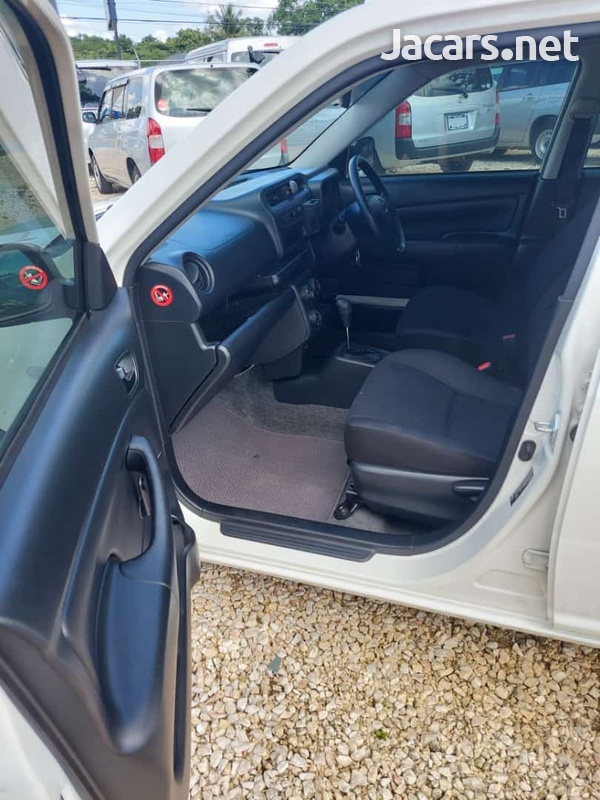 Toyota Probox 1,3L 2014-5