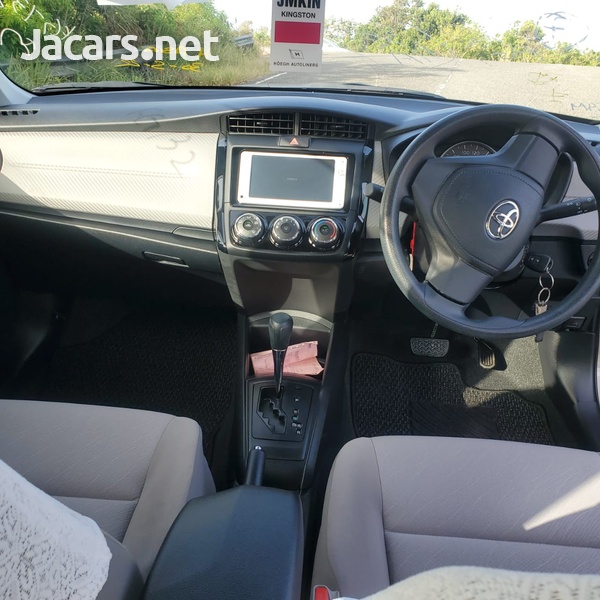 Toyota Axio 1,5L 2013-13