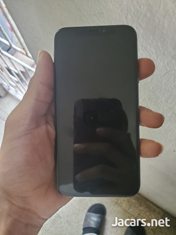 iPhone XS 64GB-3