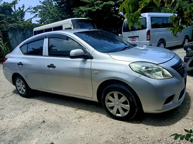 Nissan Latio