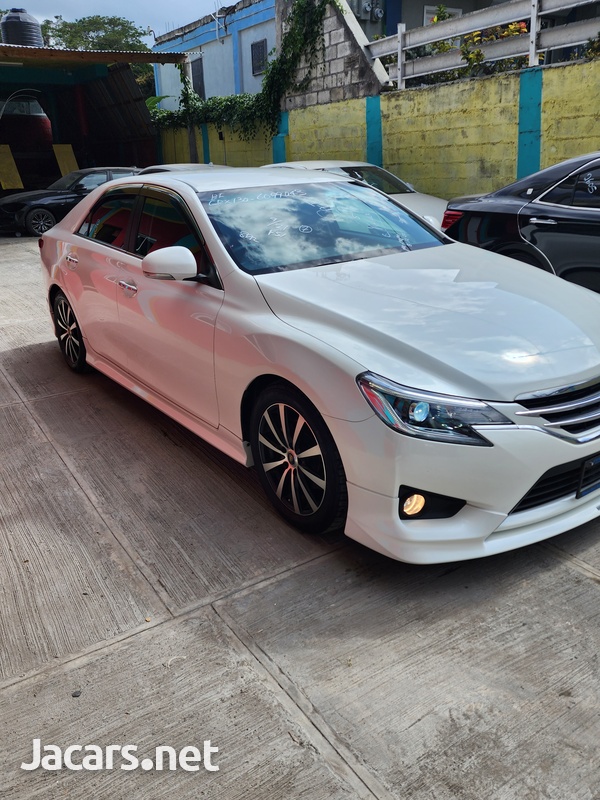 Toyota Mark X 2,5L 2016-3