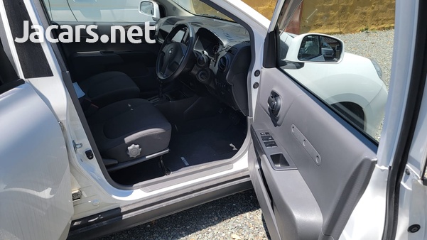 Nissan AD Wagon 1,5L 2017-3