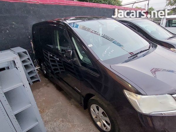 2013 Nissan Highway Star-3