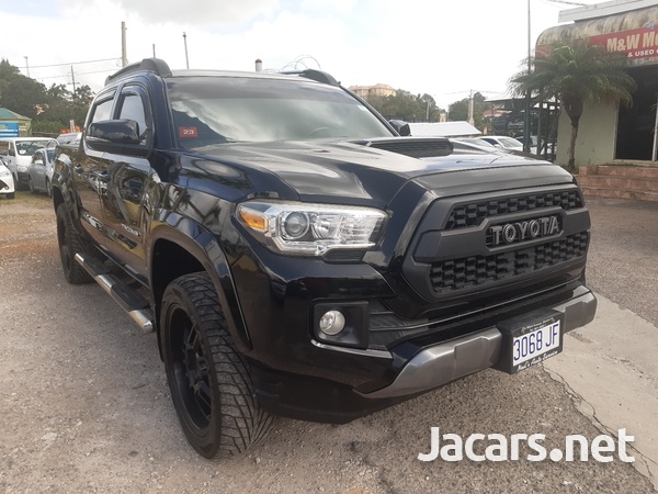 Toyota Tacoma 2,5L 2017-1