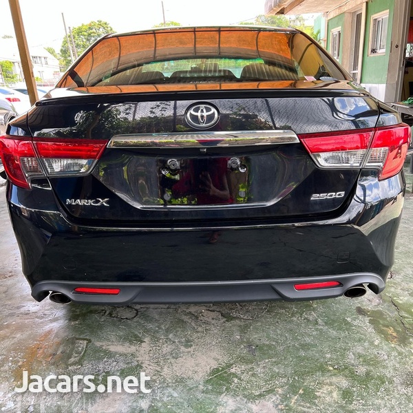 Toyota Mark X 2,5L 2013-5