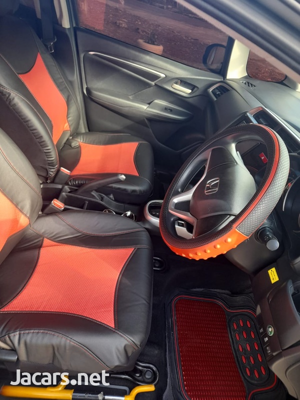 Honda Fit 1,3L 2015-8