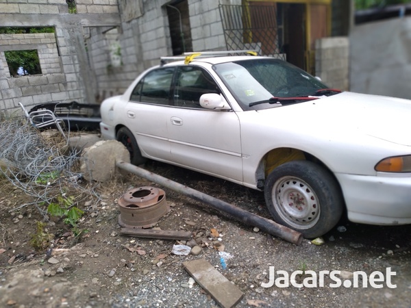 Mitsubishi Lancer 1,3L 1995-2