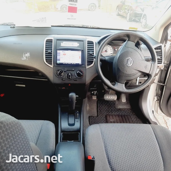 Nissan Wingroad 1,5L 2013-9