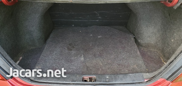 Nissan Latio 1,5L 2013-8