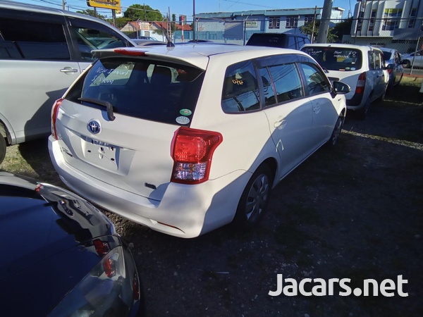 Toyota Fielder 1,5L 2016-4