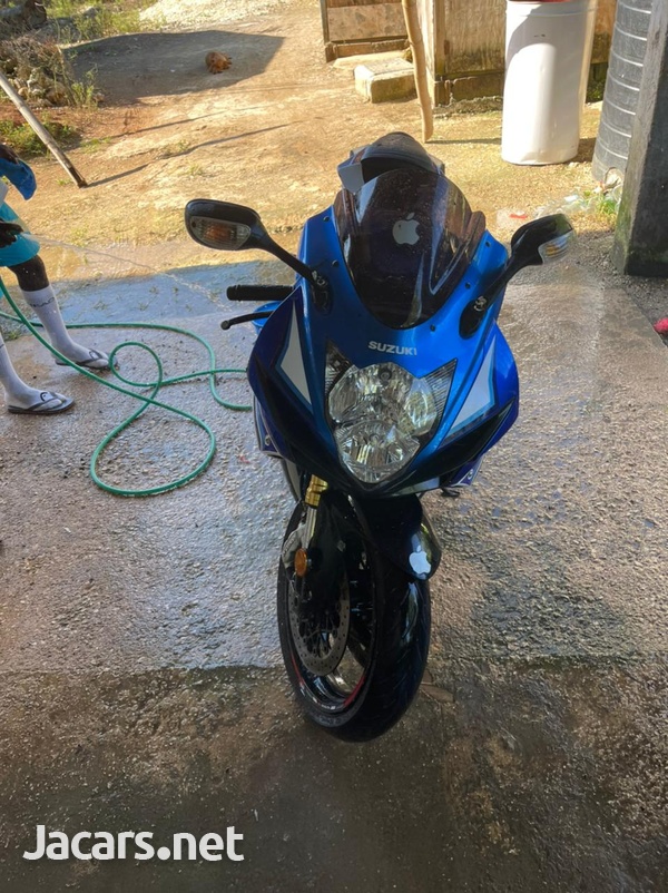 Suzuki GXSR 2014-2