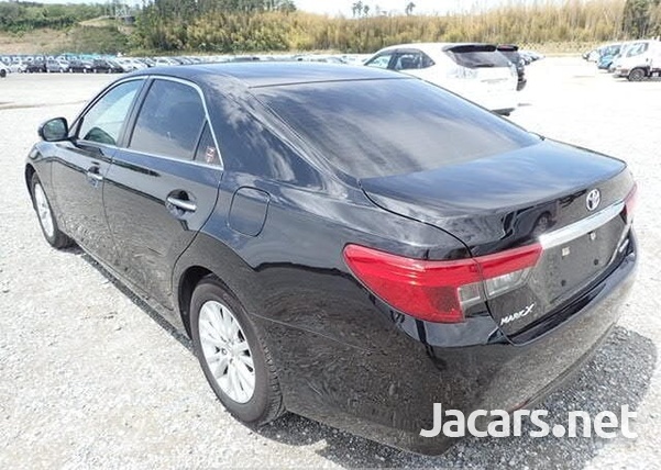 Toyota Mark X 2,5L 2013-7