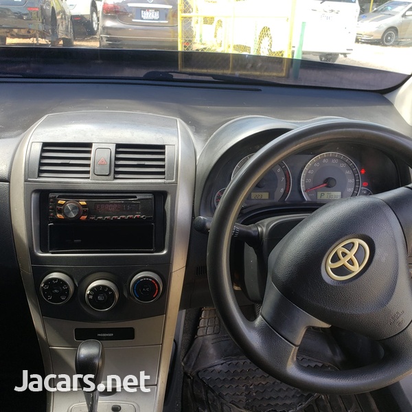 Toyota Fielder 1,6L 2011-10