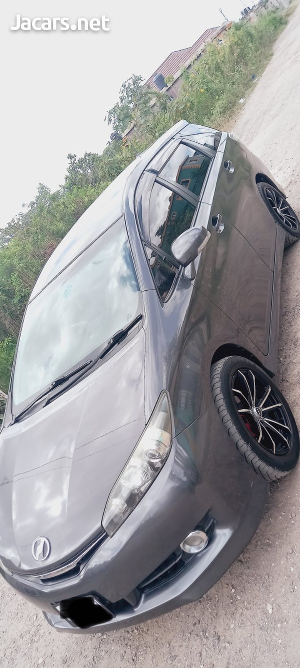 Toyota Wish 1,8L 2013-3