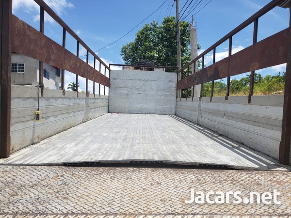 2007 Hino Ranger Sleeper Cab-5