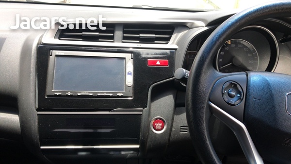 Honda Fit 1,5L 2015-8