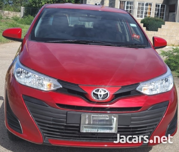 Toyota Yaris 1,3L 2020-7