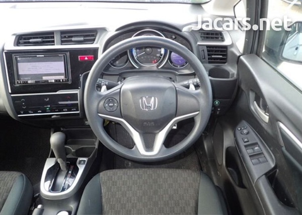 Honda Fit 1,5L 2015-8