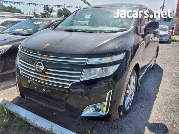 Nissan Elgrand 3,5L 2012-1