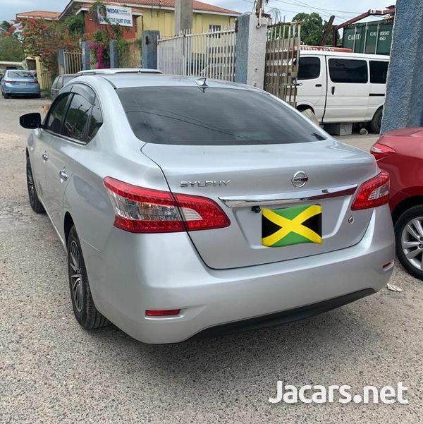 Nissan Sylphy 1,5L 2014-4