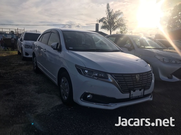 Toyota Premio 1,8L 2017-3