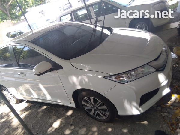 Honda Grace 1,5L 2020-1