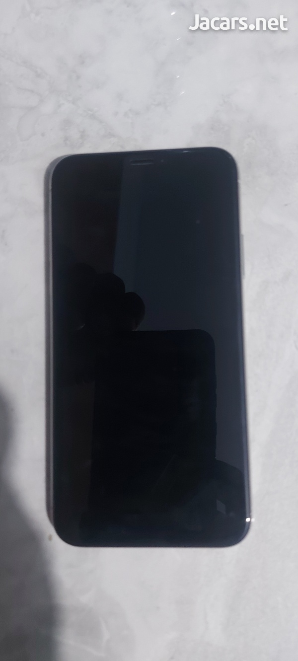 iPhone X 256GB-3