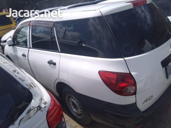 Nissan AD Wagon 1,5L 2012-3