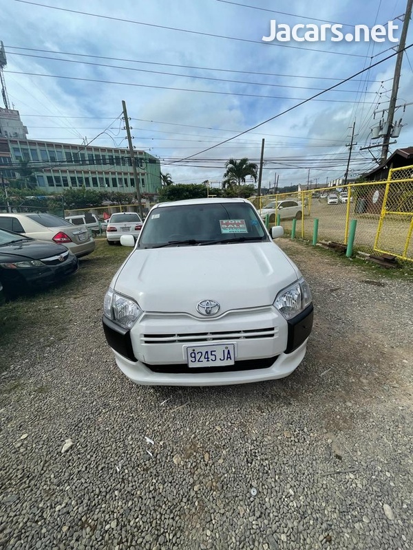 Toyota Probox 1,5L 2014-1